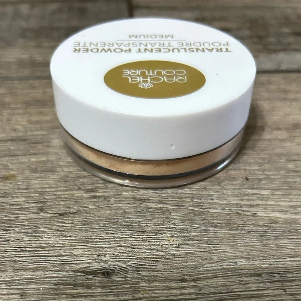 RACHEL COUTURE Translucent Powder in Medium